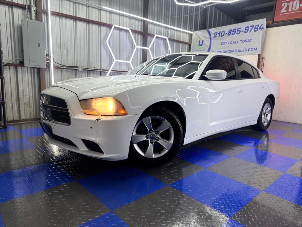 2013 Dodge Charger Image 10