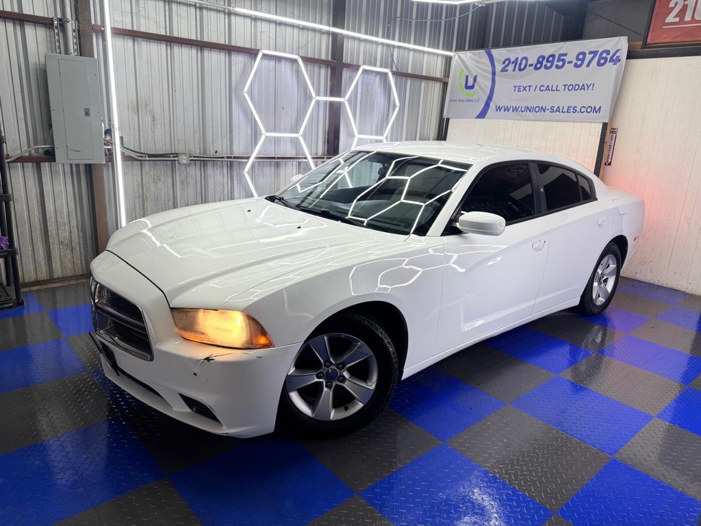2013 Dodge Charger Image 11