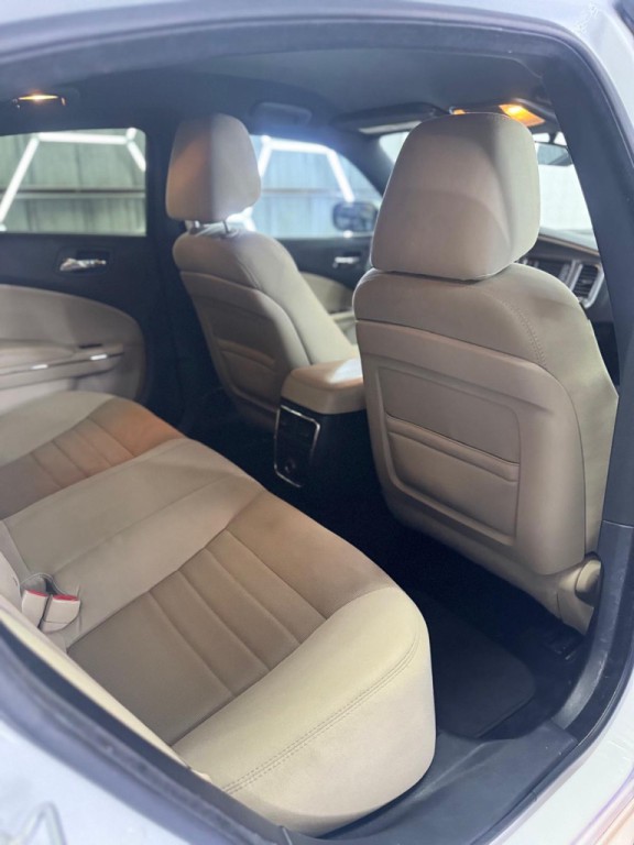 2013 Dodge Charger Image 15