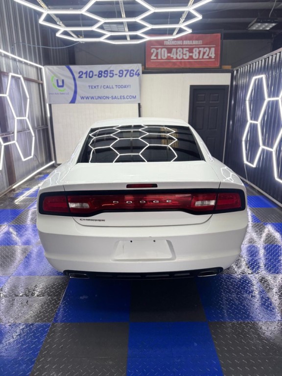 2013 Dodge Charger Image 27