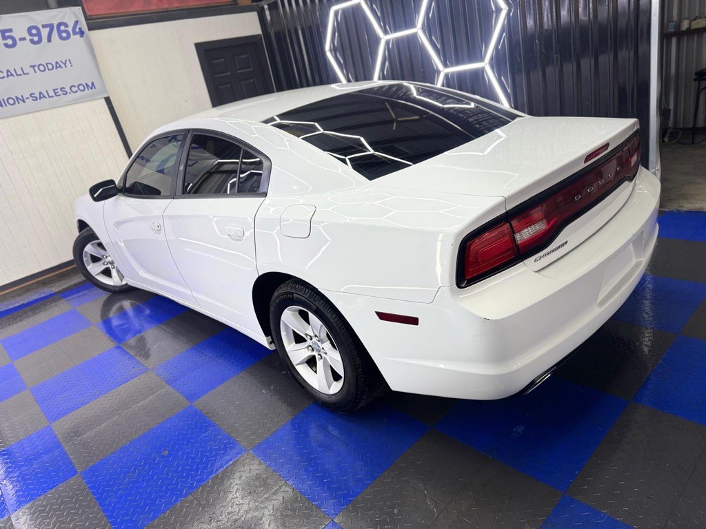 2013 Dodge Charger Image 30