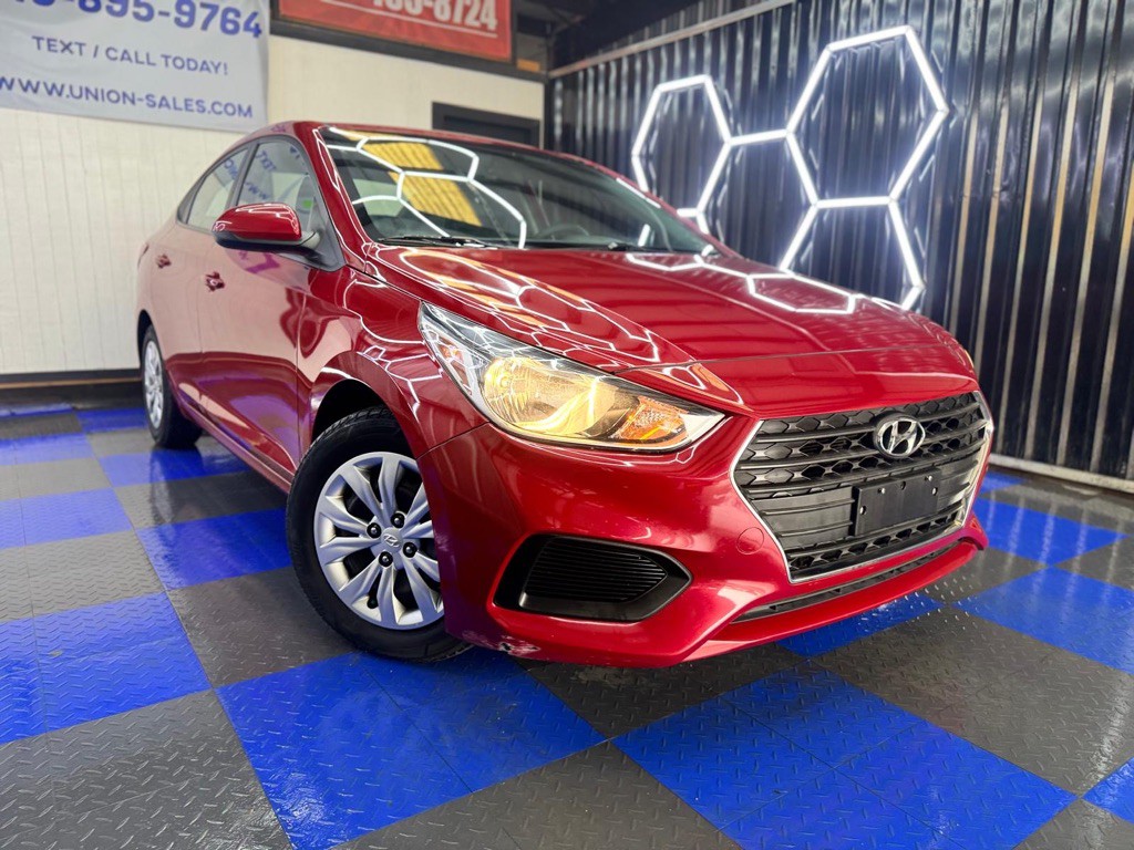 2018 Hyundai Accent Image 3