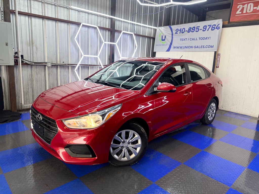 2018 Hyundai Accent Image 12