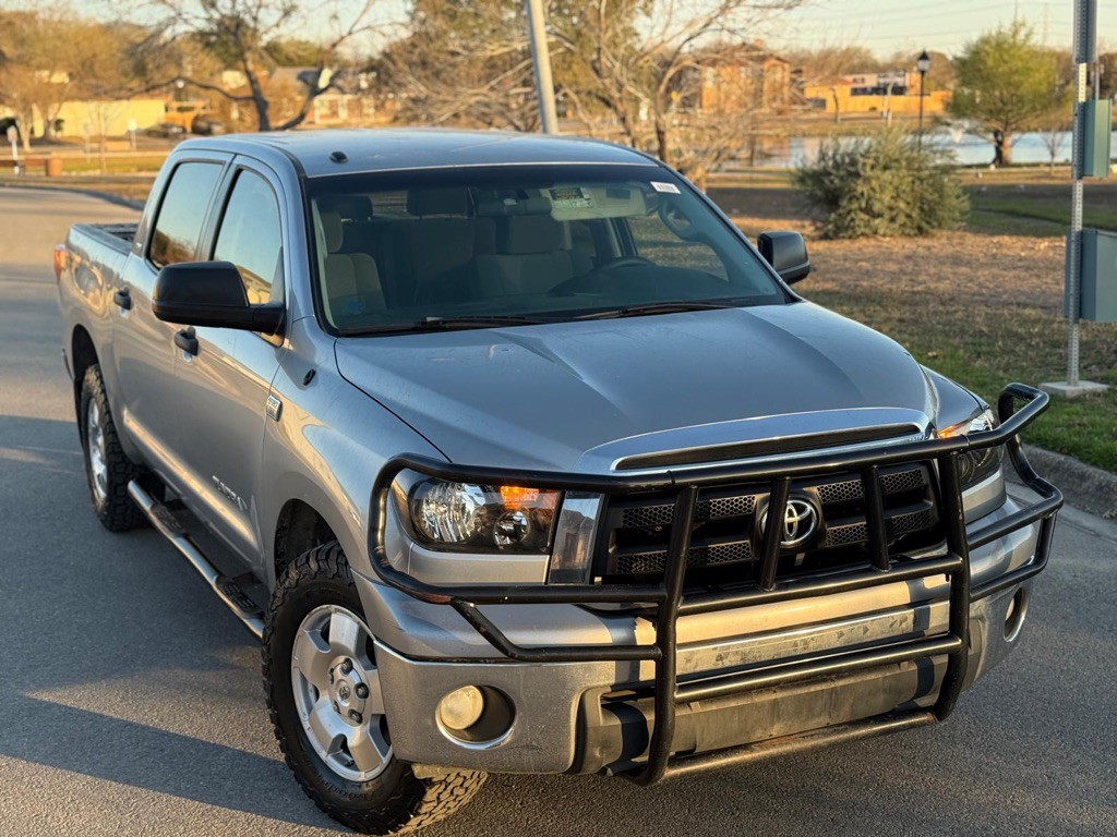 2010 Toyota Tundra Image 2