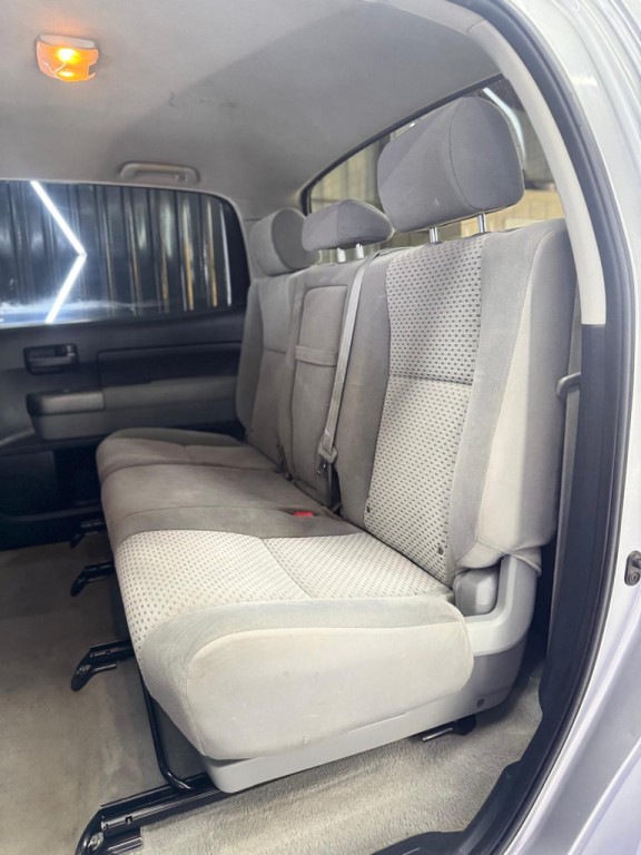 2010 Toyota Tundra Image 21