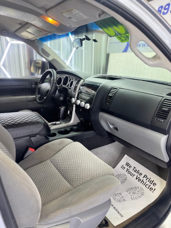 2010 Toyota Tundra Image 23