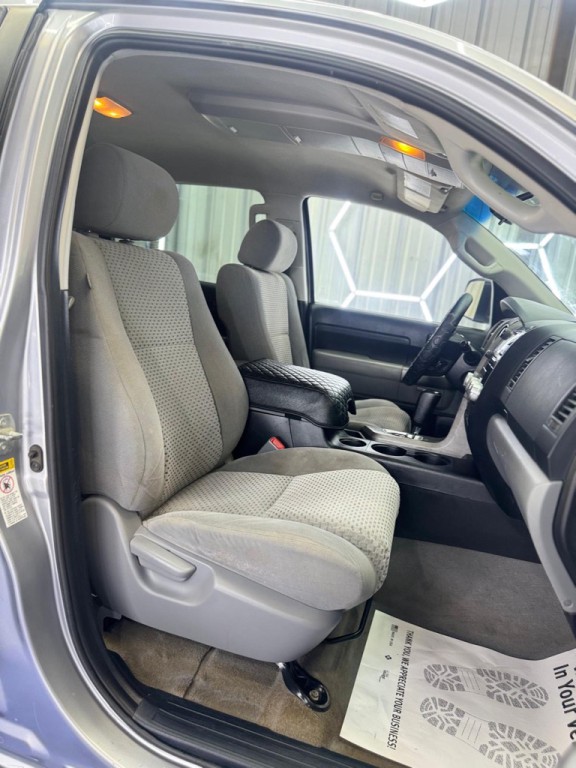 2010 Toyota Tundra Image 24