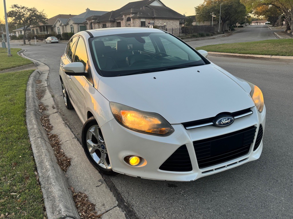 2012 Ford Focus Image 3