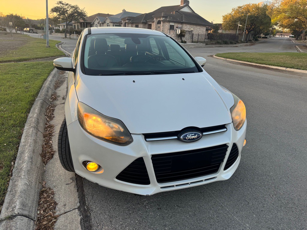 2012 Ford Focus Image 4