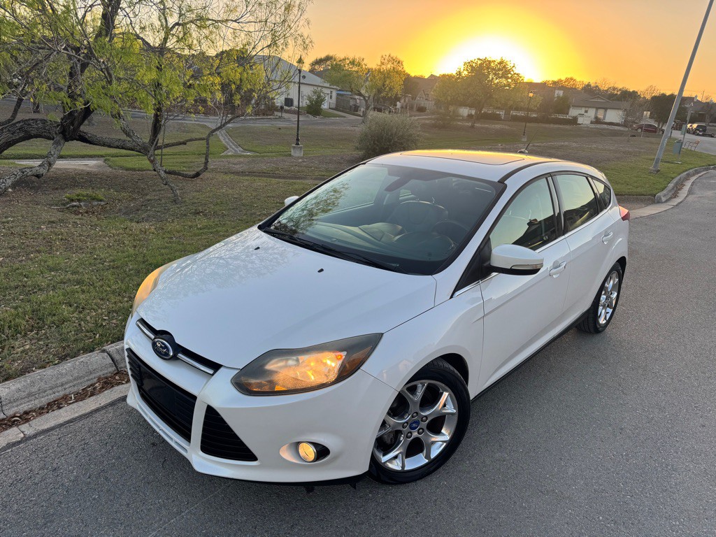 2012 Ford Focus Image 11