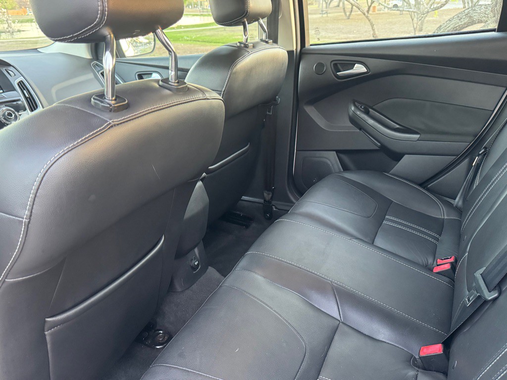 2012 Ford Focus Image 21