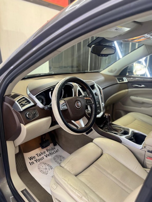 2011 Cadillac SRX Image 19
