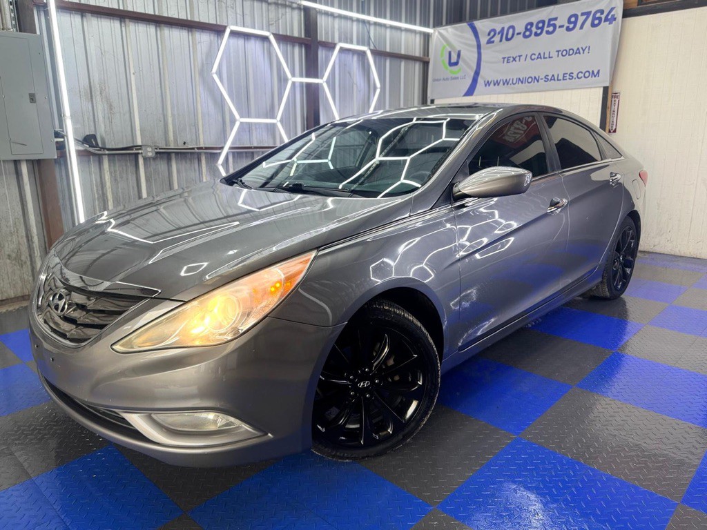 2012 Hyundai Sonata Image 9