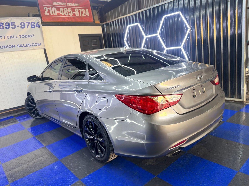 2012 Hyundai Sonata Image 20