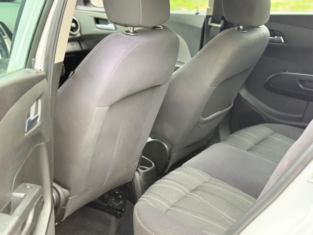 2014 Chevrolet Sonic Image 7