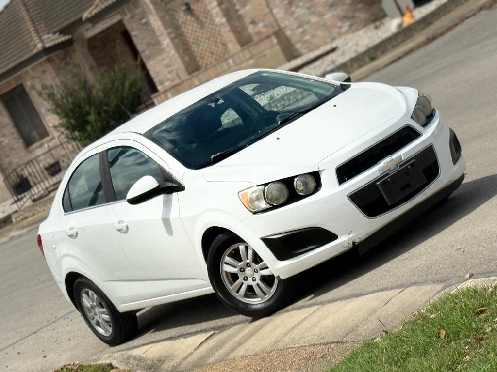 2014 Chevrolet Sonic Image 15
