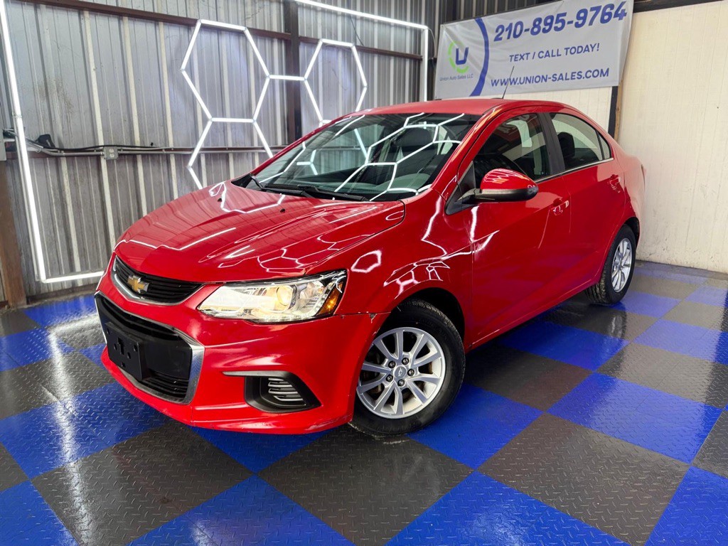 2017 Chevrolet Sonic Image 8