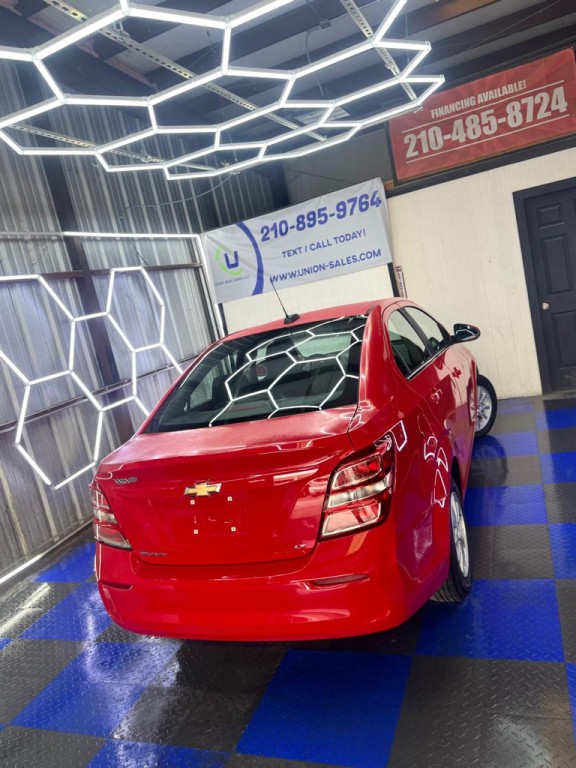 2017 Chevrolet Sonic Image 20