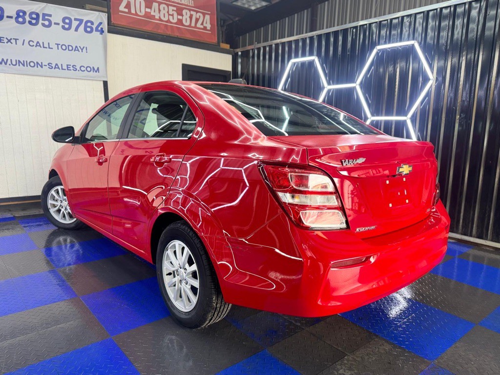 2017 Chevrolet Sonic Image 23