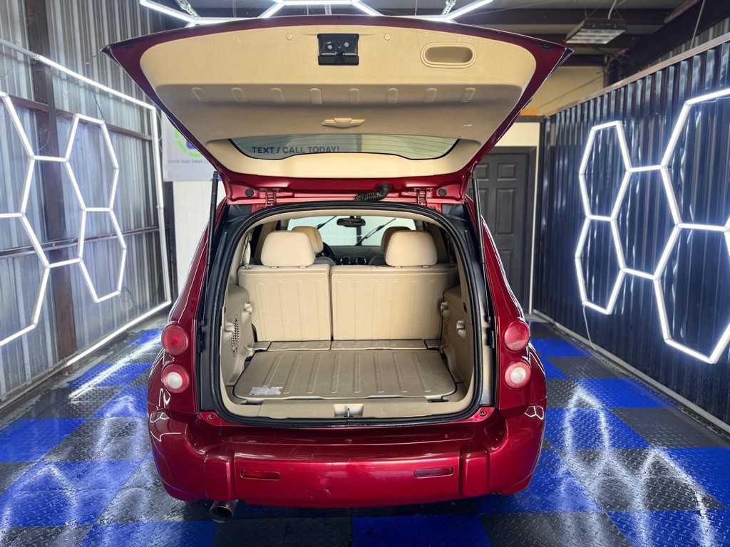 2010 Chevrolet HHR Image 17