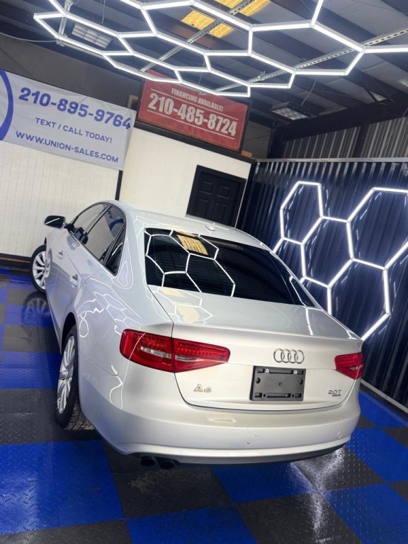 2013 Audi A4 Image 32