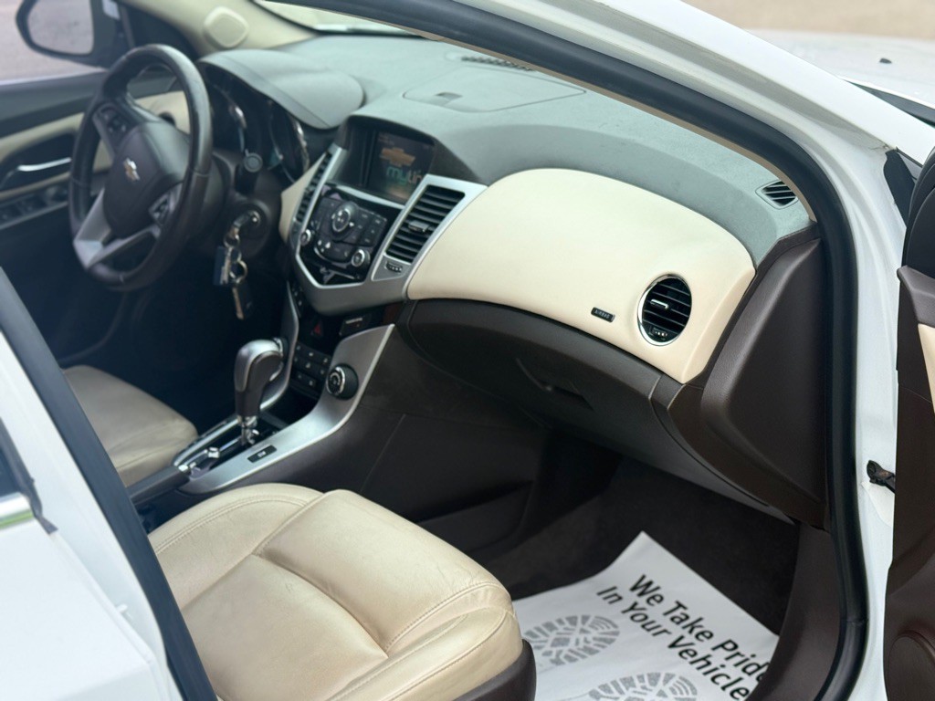 2014 Chevrolet Cruze Image 11