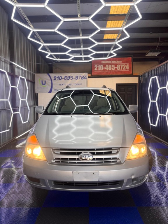 2008 Kia Sedona Image 3