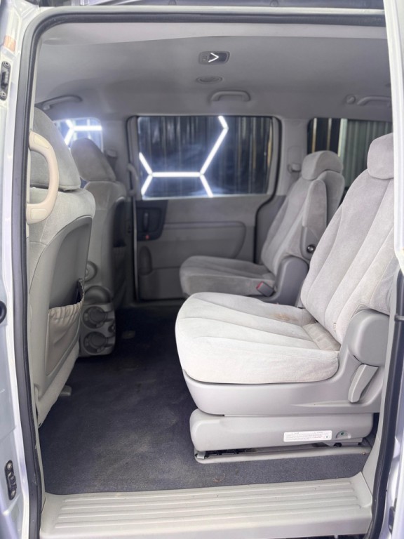 2008 Kia Sedona Image 17