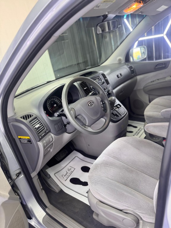 2008 Kia Sedona Image 18