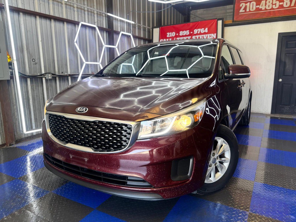 2016 Kia Sedona Image 7