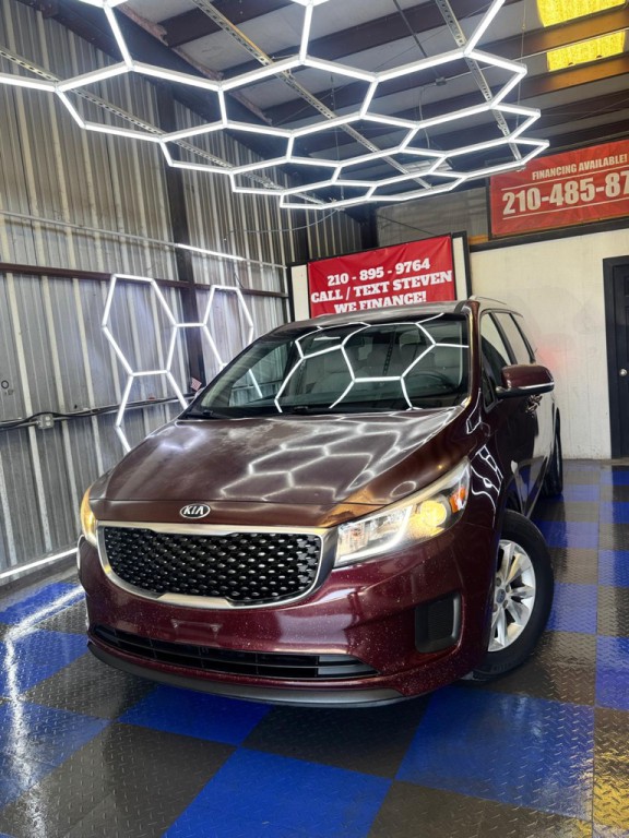 2016 Kia Sedona Image 9