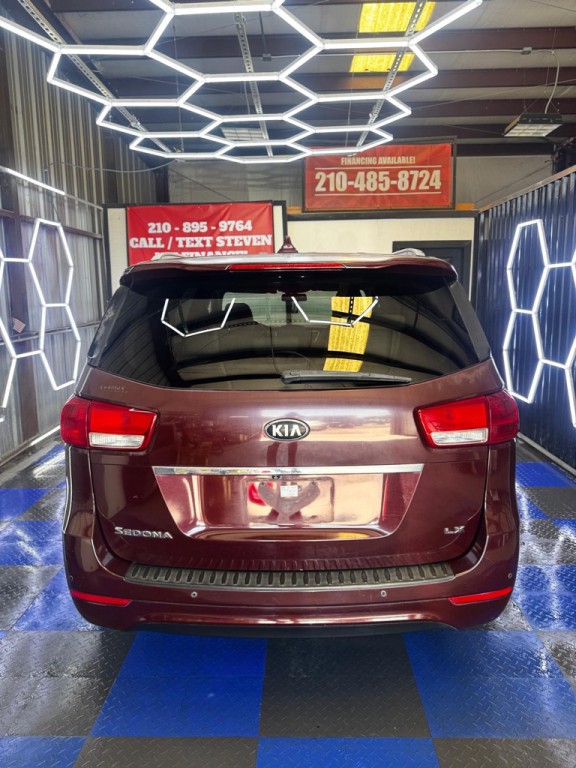 2016 Kia Sedona Image 26