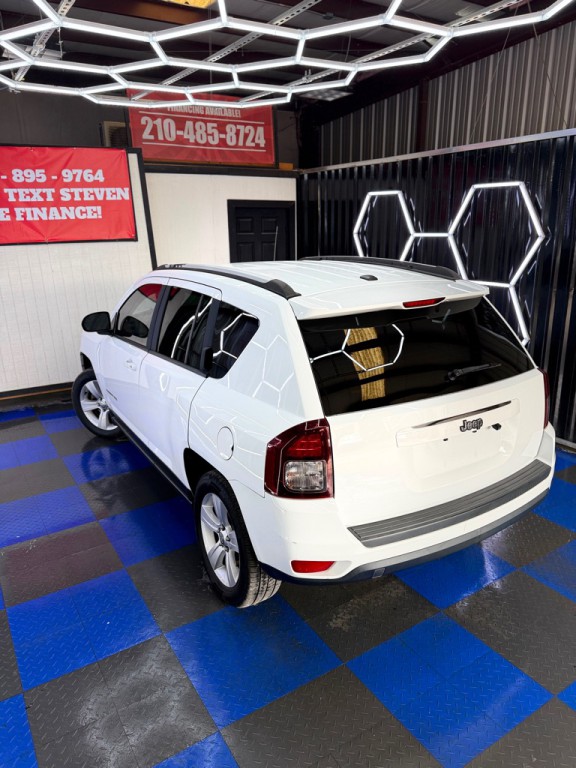 2016 Jeep Compass Image 15