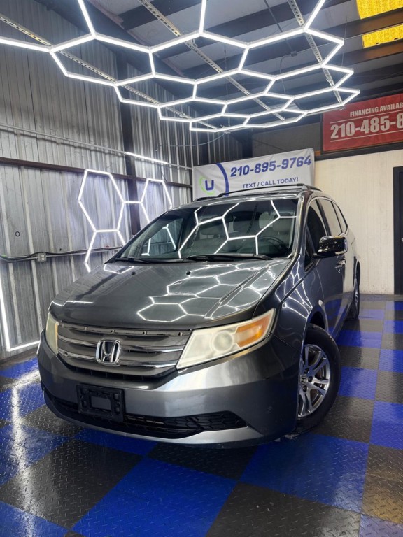 2011 Honda Odyssey Image 6