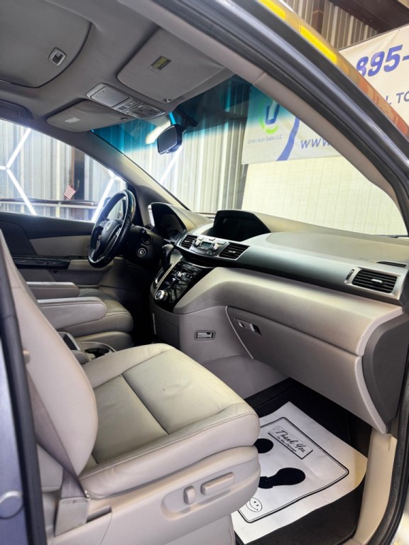 2011 Honda Odyssey Image 10