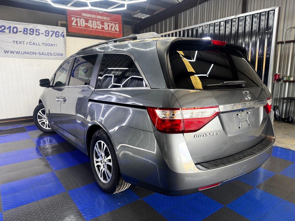 2011 Honda Odyssey Image 21