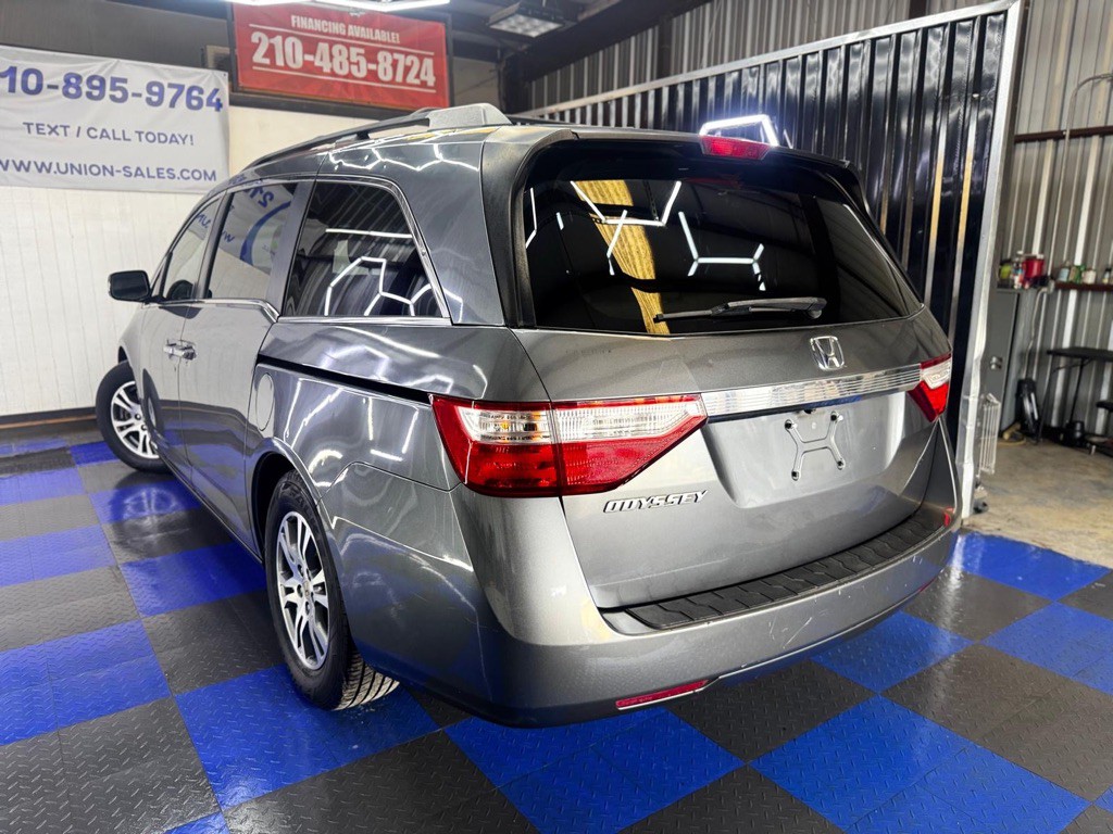 2011 Honda Odyssey Image 23