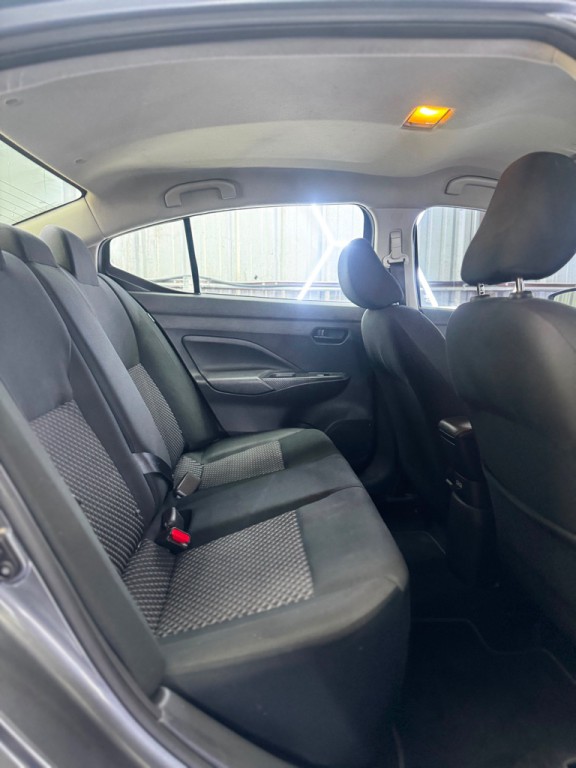 2020 Nissan Versa Image 14