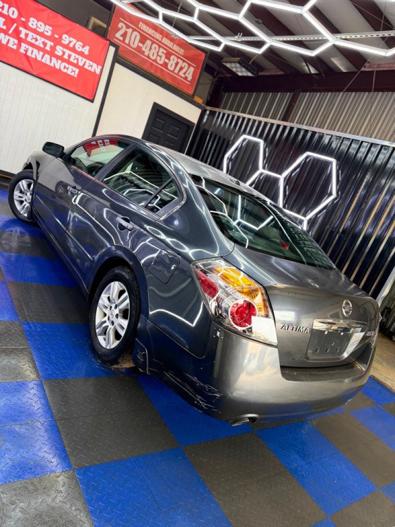 2012 Nissan Altima Image 7