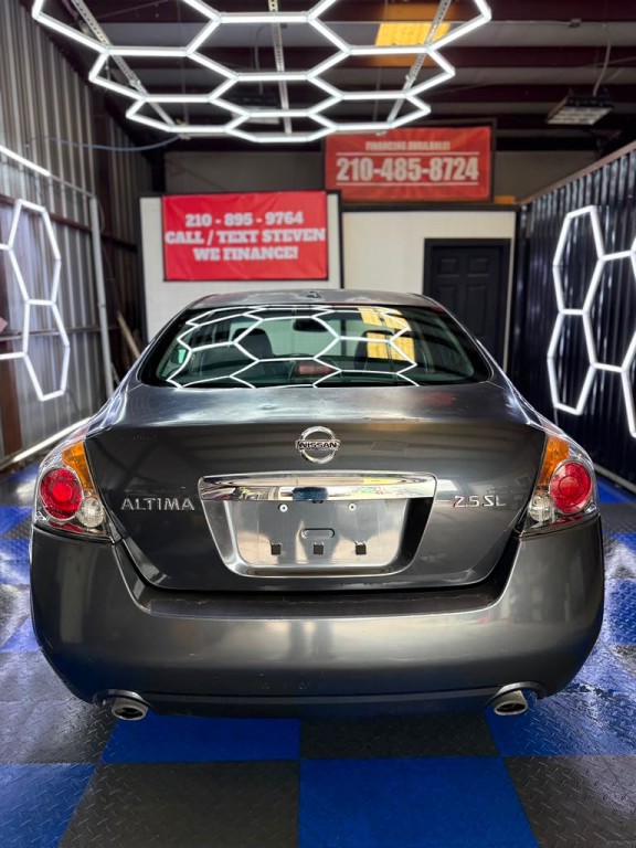 2012 Nissan Altima Image 9