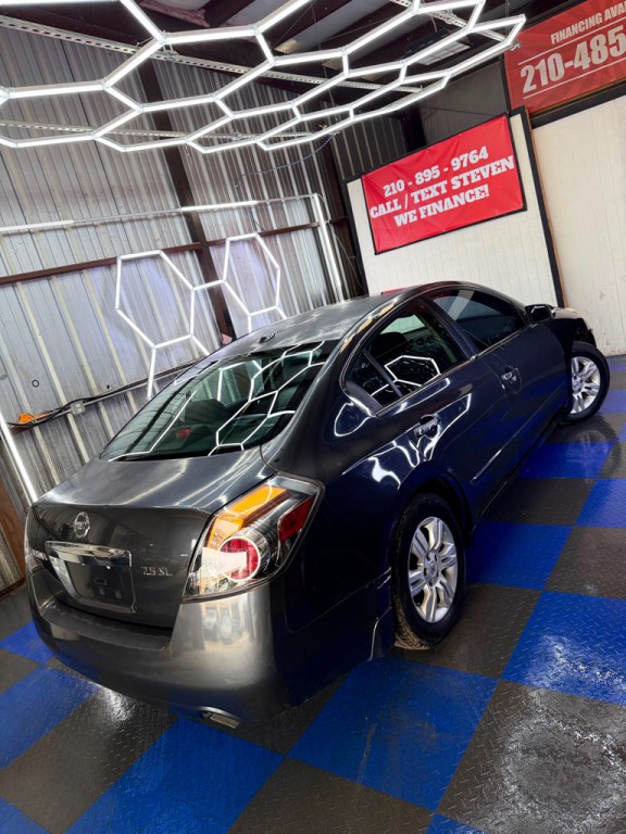 2012 Nissan Altima Image 12