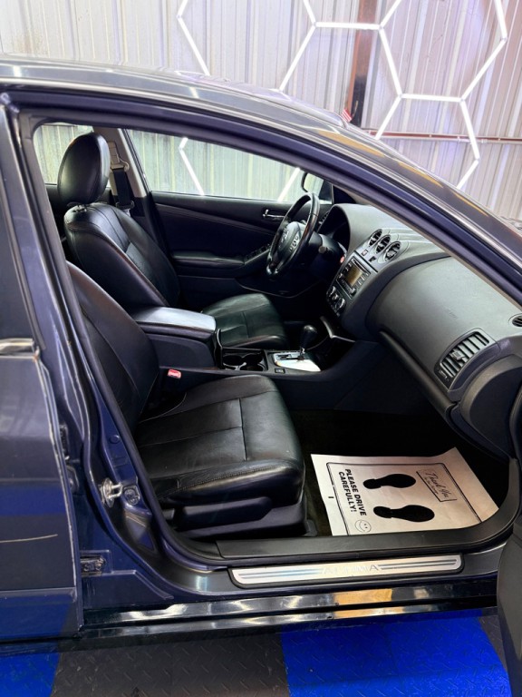 2012 Nissan Altima Image 14