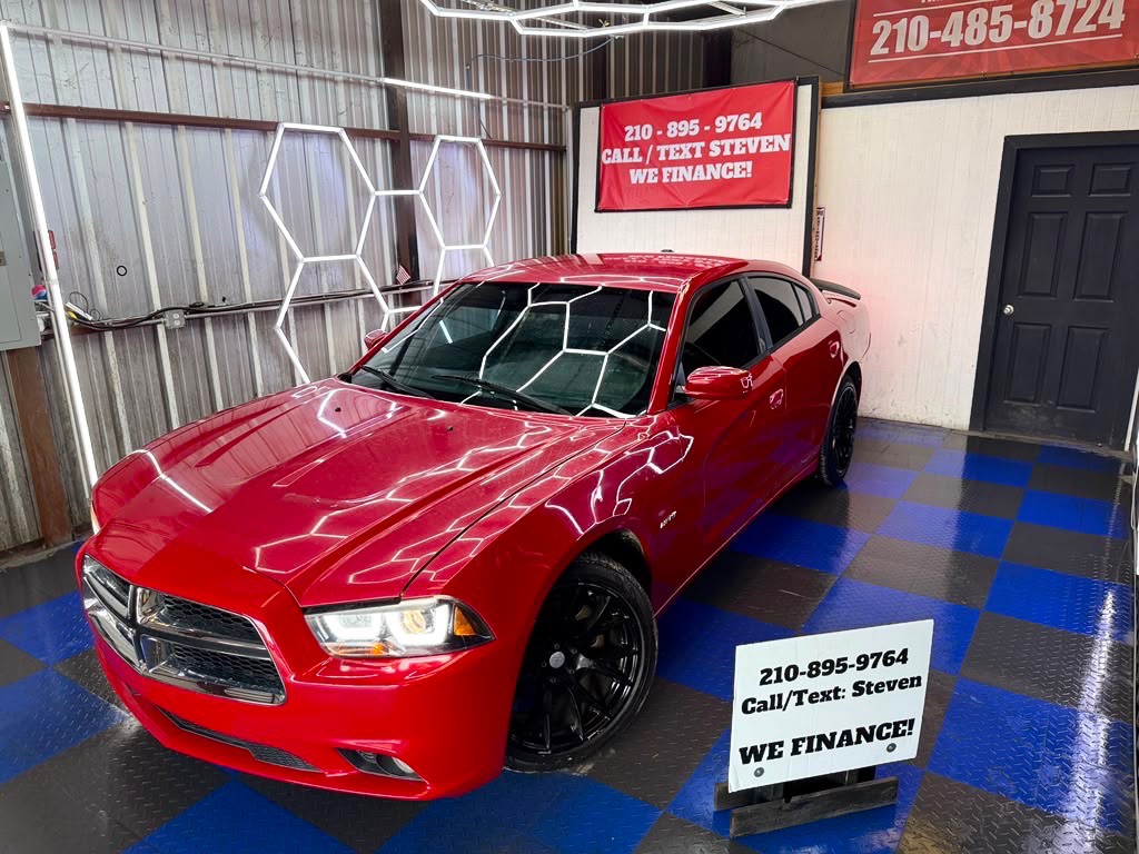 2011 Dodge Charger Image 10