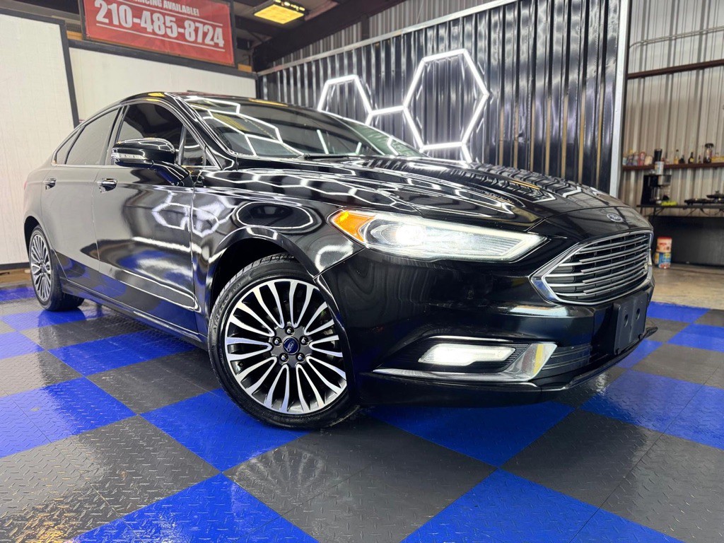 2016 Ford Fusion Image 2