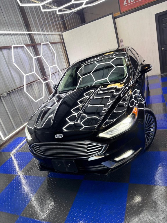 2016 Ford Fusion Image 14