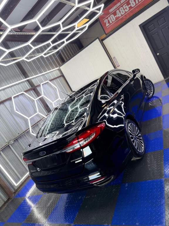 2016 Ford Fusion Image 23