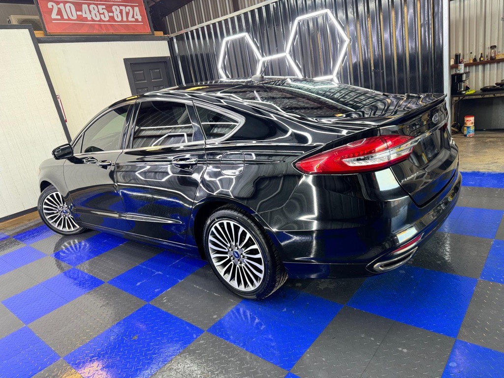 2016 Ford Fusion Image 27