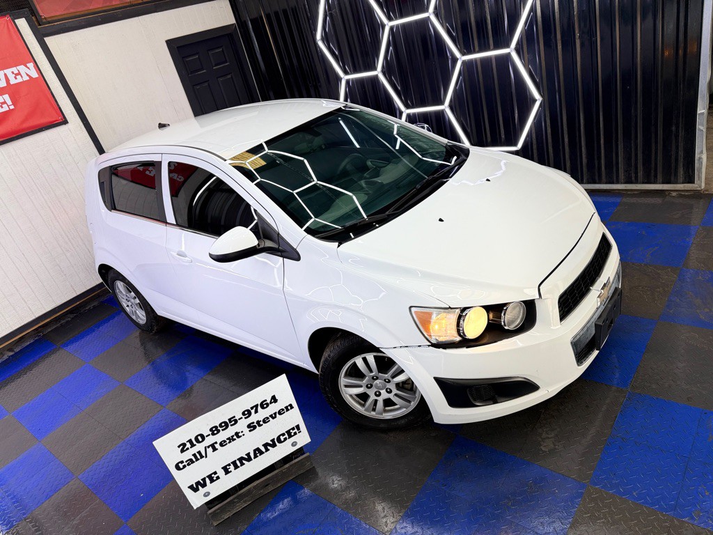 2014 Chevrolet Sonic Image 6