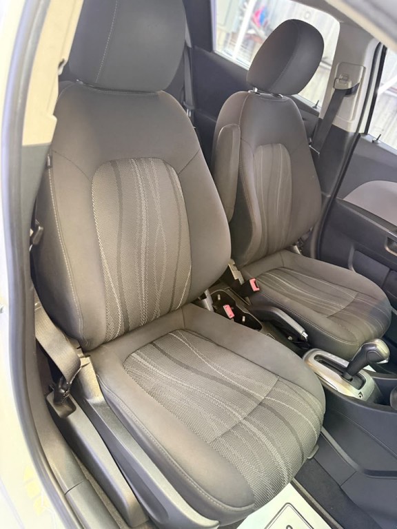 2014 Chevrolet Sonic Image 12