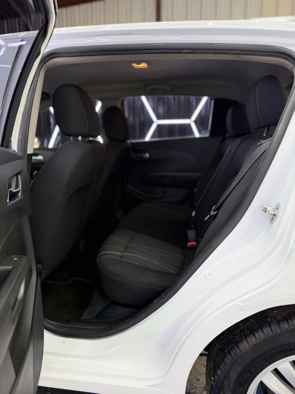 2014 Chevrolet Sonic Image 13